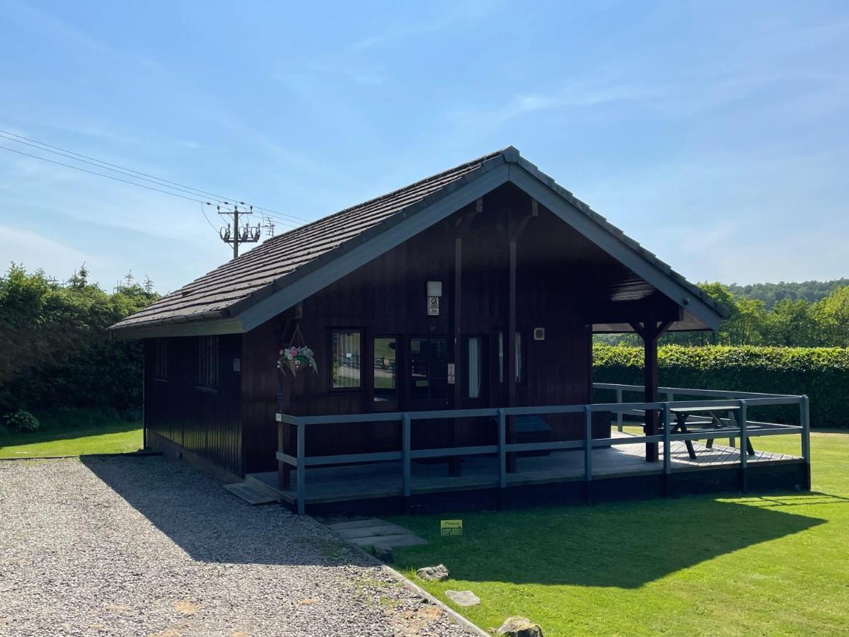 Wellsfield Farm Holiday Lodges Stirling Ngoại thất bức ảnh