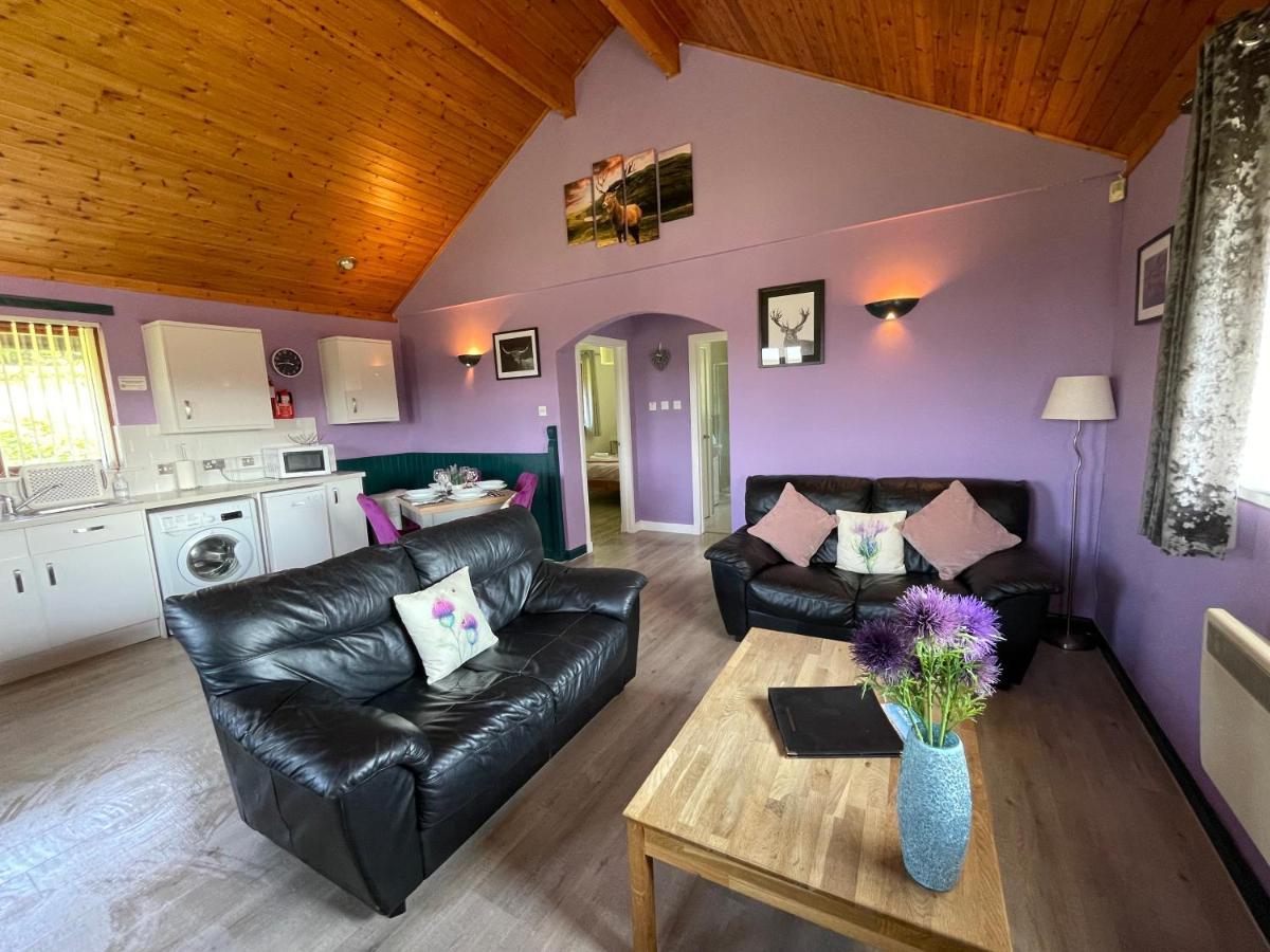 Wellsfield Farm Holiday Lodges Stirling Ngoại thất bức ảnh