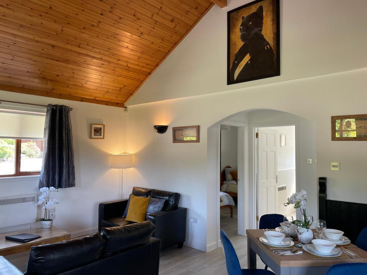 Wellsfield Farm Holiday Lodges Stirling Ngoại thất bức ảnh